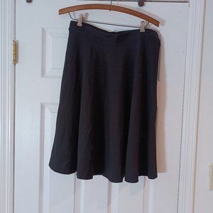 Wear and flair woman New York skirt